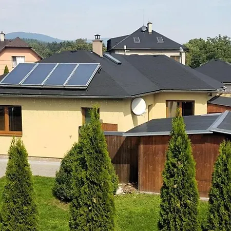 Max - Whirlpool & Bazen & Sauna Semesterbostad *