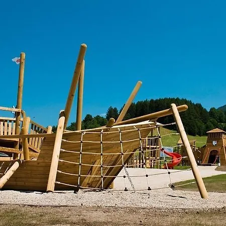 Semesterbostad Max - Whirlpool & Bazen & Sauna *