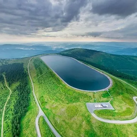 Max - Whirlpool & Bazen & Sauna Semesterbostad *