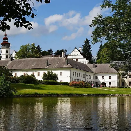 Semesterbostad Max - Whirlpool & Bazen & Sauna