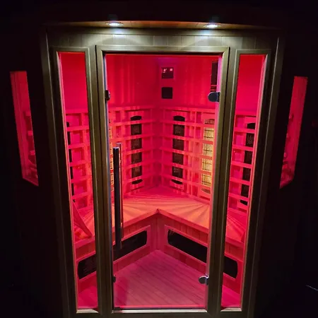 Semesterbostad Max - Whirlpool & Bazen & Sauna