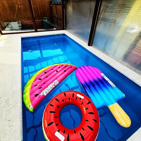 Semesterbostad Max - Whirlpool & Bazen & Sauna Velké Losiny